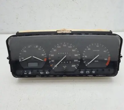 Volkswagen PASSAT B4 Speedometer (instrument cluster) 3A0919033C 030495 6160593040