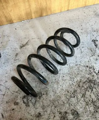 Audi A4 S4 B7 8E 8H Front coil spring