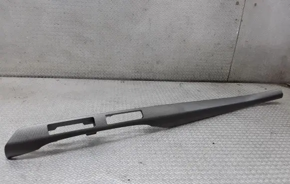 Toyota Avensis T250 Dashboard glove box trim