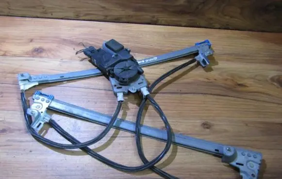 Honda Civic Front door window regulator with motor 116094 116096