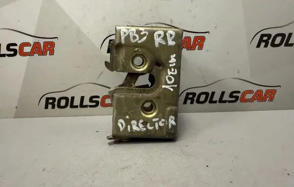 Volkswagen PASSAT B3 Rear door lock 357839016B