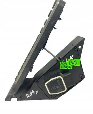 Mercedes-Benz C W204 Accelerator throttle pedal A2043000504