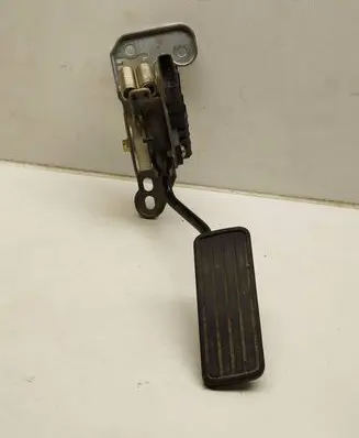 Subaru Legacy Accelerator throttle pedal 36010AG020