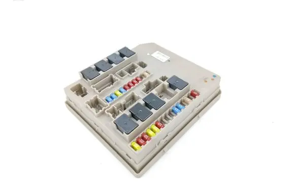 Renault Clio III Fuse module 902663A