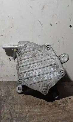 Toyota Avensis T270 Vacuum pump 23030982