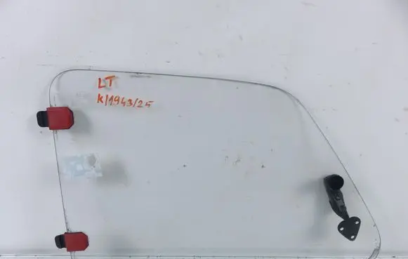 Fiat 126 Rear side window 