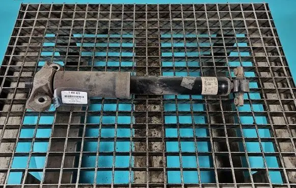 Rear shock absorber/damper