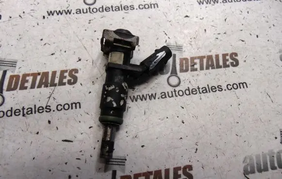 Mercedes-Benz S W221 Fuel injector A2720780249