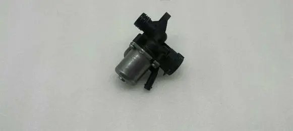 Mercedes-Benz CLS C219 Coolant heater control valve A2722000031