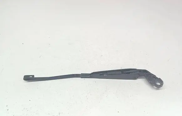 Volkswagen Golf III Rear wiper blade arm 1H6955706