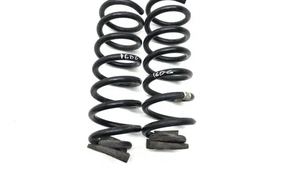 Jaguar XE Rear coil spring Q8ZQA