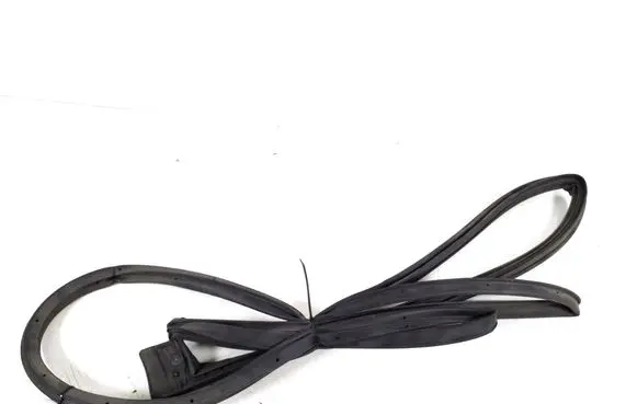 Lexus RX 330 - 350 - 400H Rubber seal rear door 67871-48030