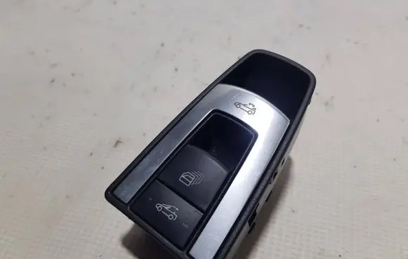 Mercedes-Benz E C207 W207 Sunroof switch A2078207410DDD A2078207410
