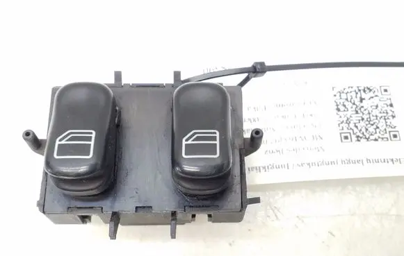 Mercedes-Benz ML W163 Electric window control switch 1638203110 03751610