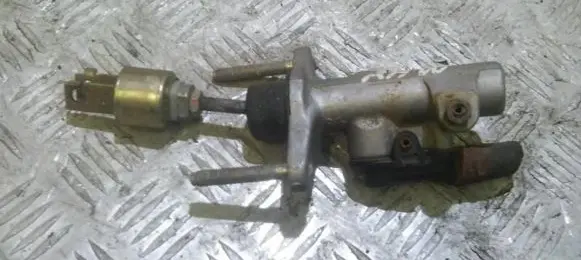 Toyota Yaris Clutch master cylinder 3145416010