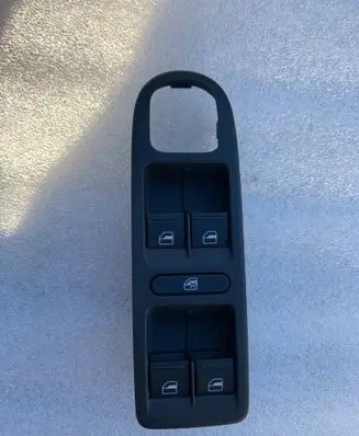 Volkswagen Golf VI Electric window control switch 5K0867255A 1k4959857B
