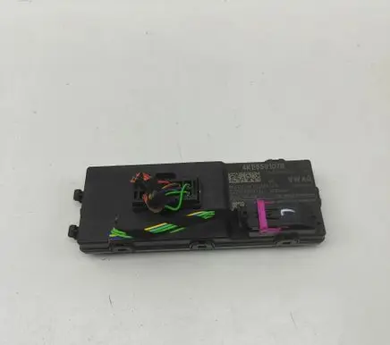 Ford Explorer EV Tailgate/trunk control unit/module 4KE959107B