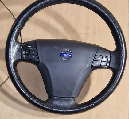 Volvo S40 Steering wheel