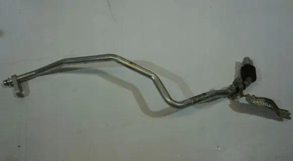 Nissan Qashqai J12 Air conditioning (A/C) pipe/hose 