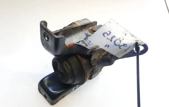 Toyota Avensis T250 Engine mount bracket 8e20030508