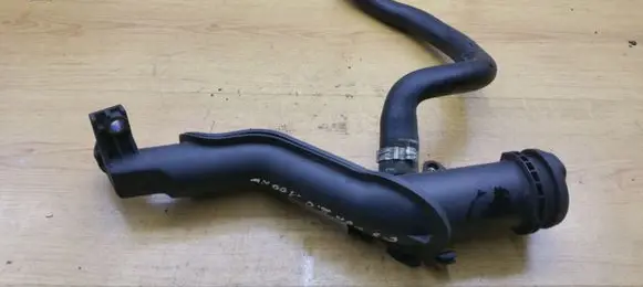 Citroen C5 Oil fill pipe 9654733980