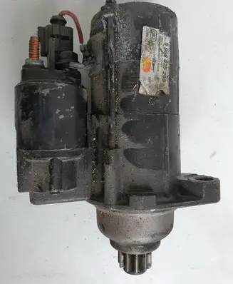 Volkswagen PASSAT B6 Starter motor 0986020260