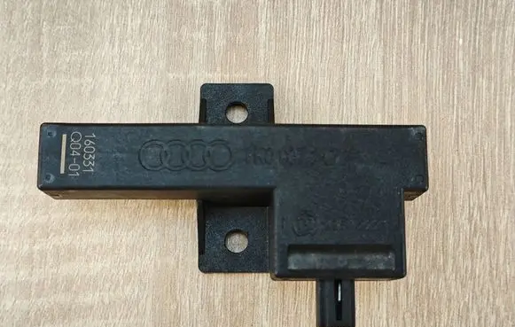 Audi A7 S7 4G Keyless (KESSY) go control unit/module 8K0907247