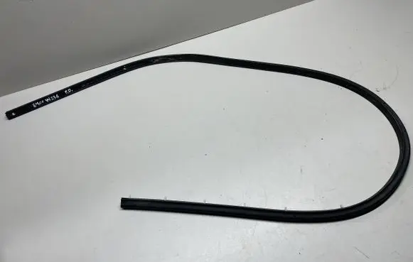 Mercedes-Benz E W238 Rubber seal front coupe door A2387272800