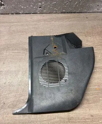 BMW 3 E30 Side speaker trim/cover 1935591