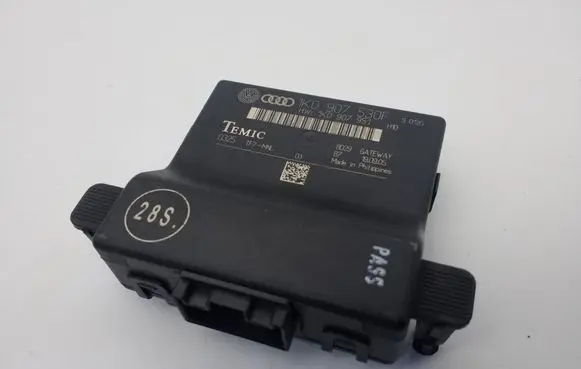 Volkswagen Jetta V Other control units/modules 1K0907530F 1K0907951