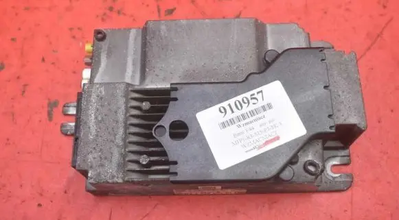 BMW M4 F82 F83 Sound amplifier 7928592