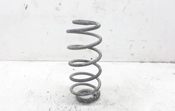 Toyota Yaris Rear coil spring