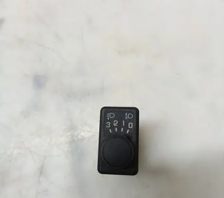 Nissan Terrano Headlight level height control switch 251900F000 00696900