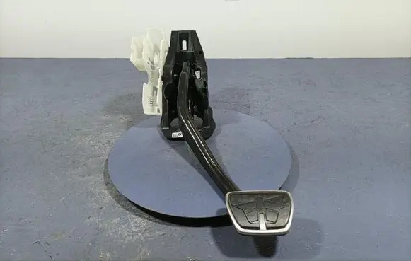 BMW X5 E53 Accelerator throttle pedal 6874279