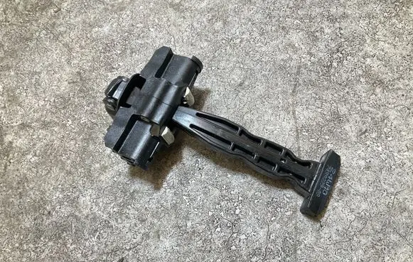 BMW i4 Rear door check strap stopper 7409229 7499229
