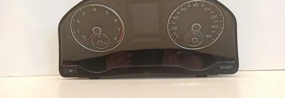 Volkswagen Eos Speedometer (instrument cluster) 1Q0920974K