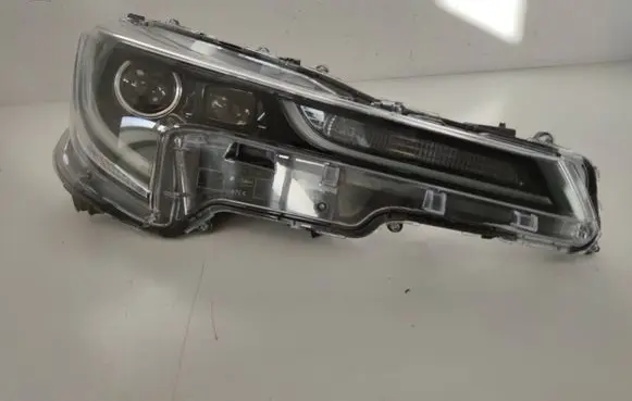 Toyota Corolla E210 E21 Headlight/headlamp 8111002S80 90119226