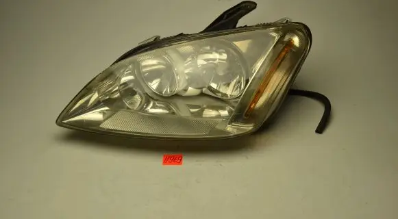 Ford Focus C-MAX Headlight/headlamp