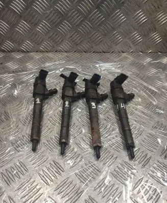 Opel Insignia A Fuel injector 0445110327