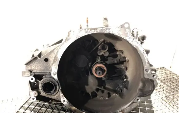 Mitsubishi Lancer VIII Manual 5 speed gearbox P6MBA