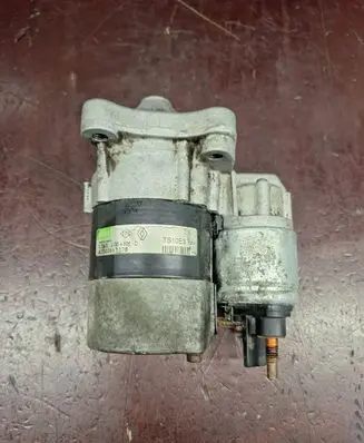 Renault Megane II Starter motor 8200266777B