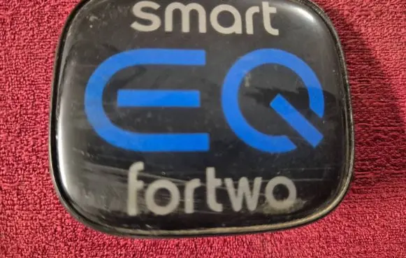 Smart ForTwo III C453 Manufacturer badge logo/emblem 638900097R A4538173001