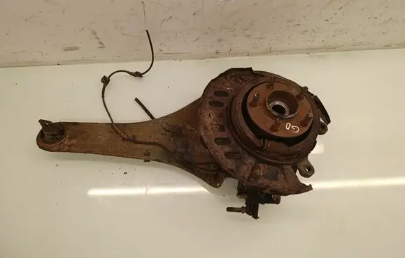 Mazda CX-7 Rear wheel hub spindle/knuckle 