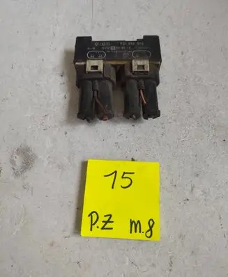Volkswagen Transporter - Caravelle T4 Coolant fan relay 701919506