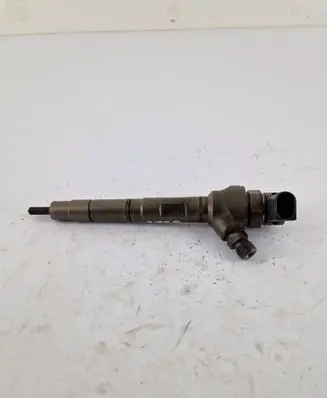 Fuel injector