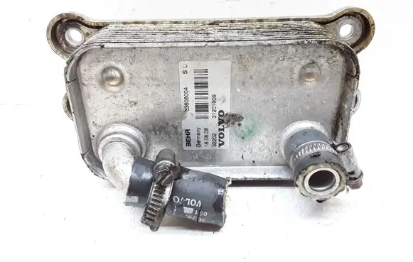 Engine oil radiator