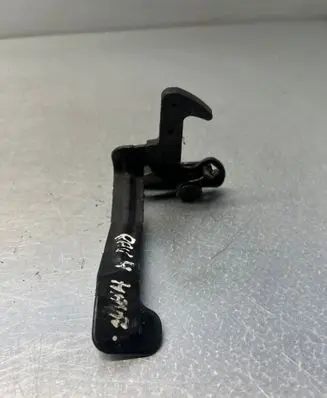 Toyota RAV 4 (XA30) Engine bonnet (hood) release handle NOCODE