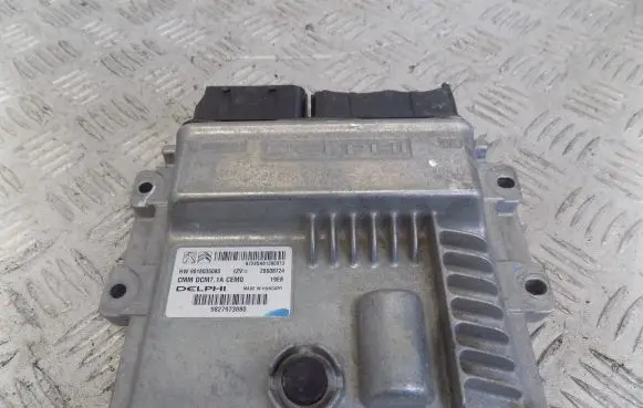 Citroen DS7 Crossback Engine control unit/module ECU 9827973880 28608724 9818035080