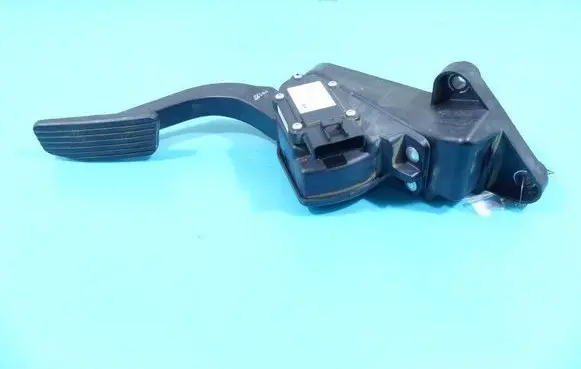 KIA Carens II Accelerator throttle pedal BJJ0401A-1D200 IMPRK1274274
