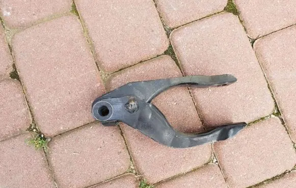 Opel Astra K Gearbox mounting bracket 13364120